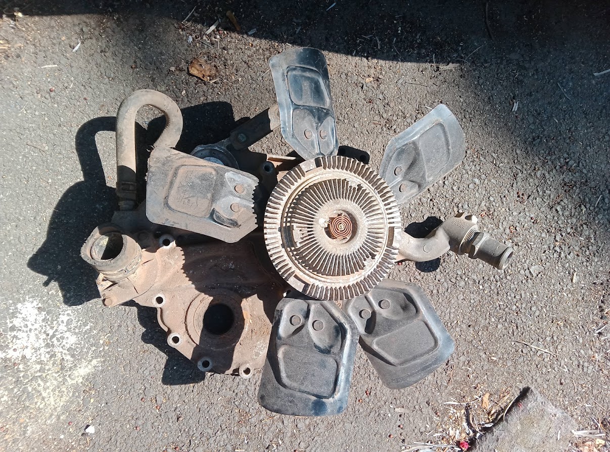 Dodge Magnum 5.9 Waterpump - Private Seller Dodge Magnum 5.9 Waterpump - Private Seller