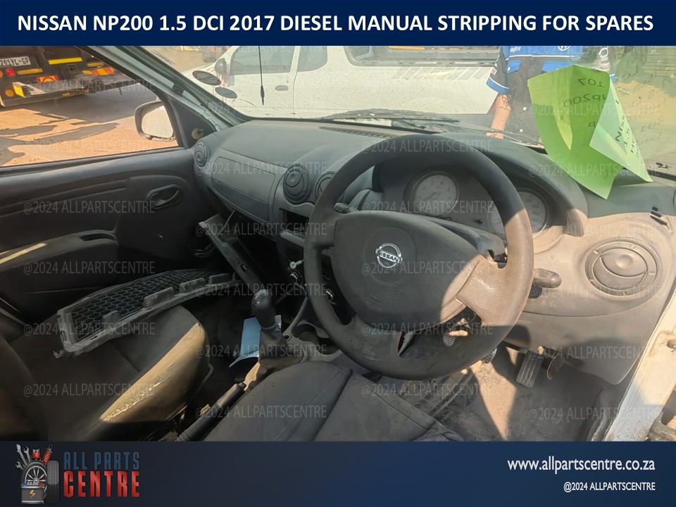 1.5 Nissan Np200 DCI 2017 diesel manual stripping for spares