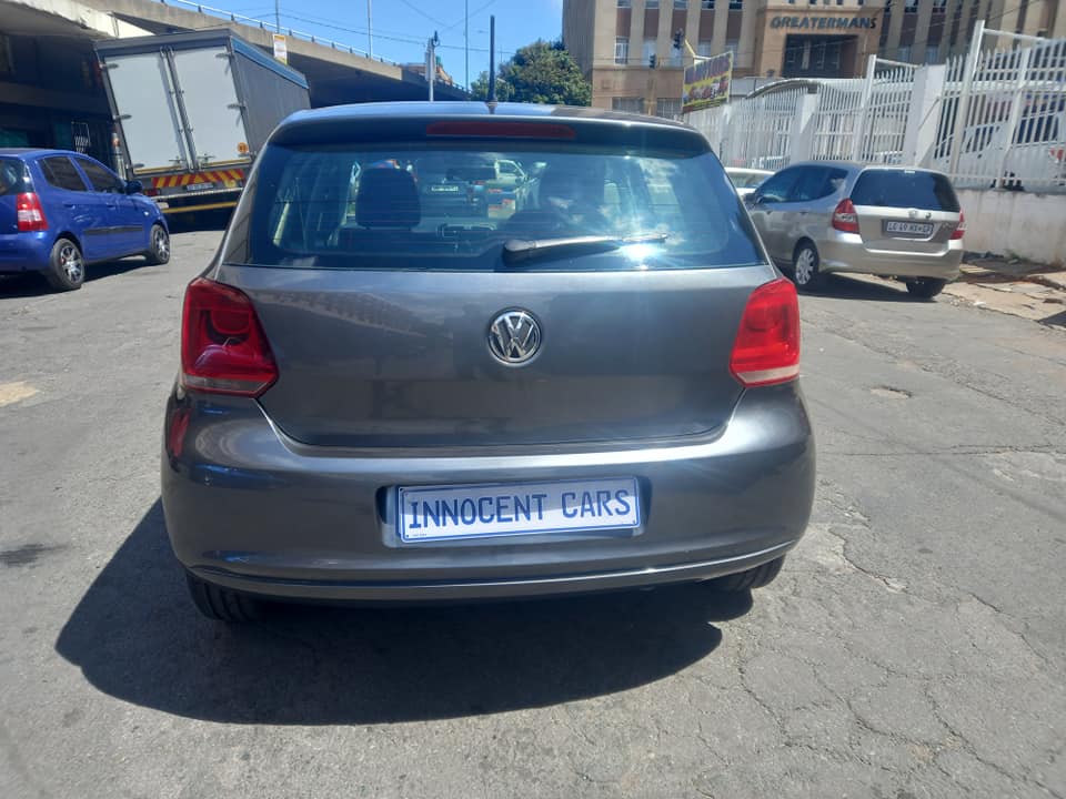 2012 VW 6 1.6 COMFORTLINE PETROL, MANUAL, GREY COLOR, MILEAGE 80000KM