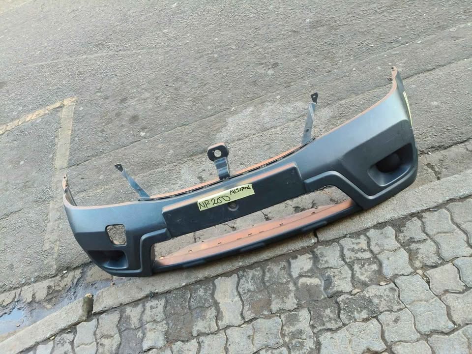 NISSAN NP200 FRONT BUMPER - Private Seller