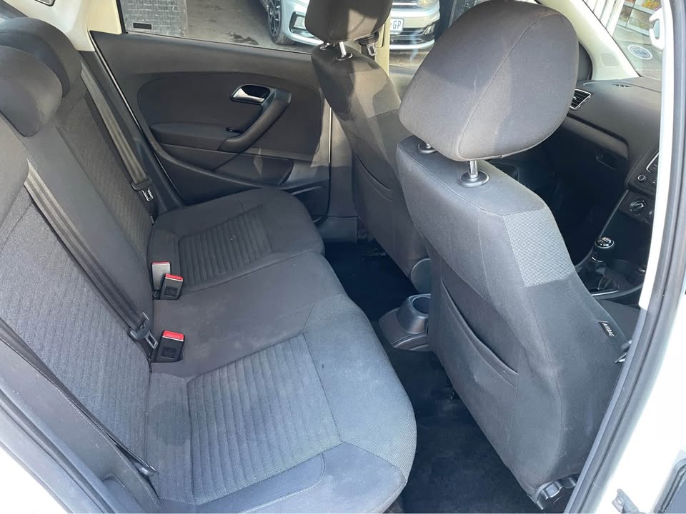 2013 VW Polo 6 1.6 Manual 85000km