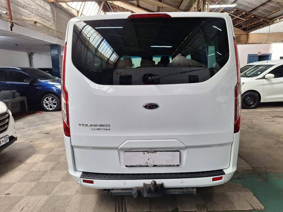 Used 2020 Ford Tourneo 2.2TDCi MWB 12-seat - Private Seller Used 2020 Ford Tourneo 2.2TDCi MWB 12-seat - Private Seller