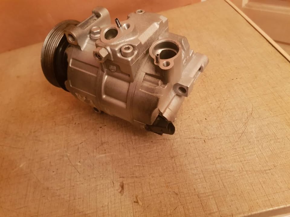 VW OR AUDI A4 AIRCON PUMP FORSALE