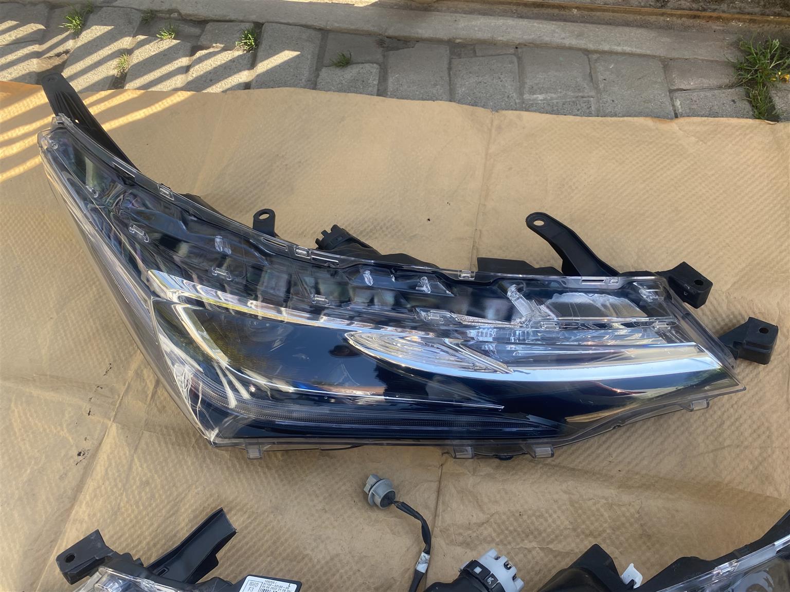 2019 TOYOTA COROLLA PRESTIGE FULL LED HEADLIGHTS FOR SALE