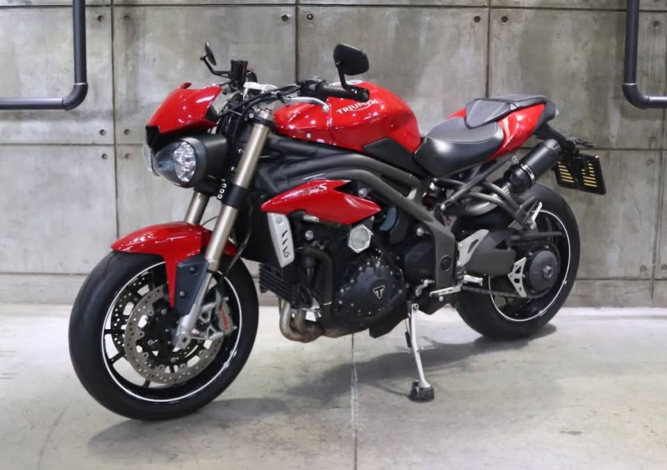 2017 Triumph Street Triple 1050 S - Private Seller 2017 Triumph Street Triple 1050 S - Private Seller