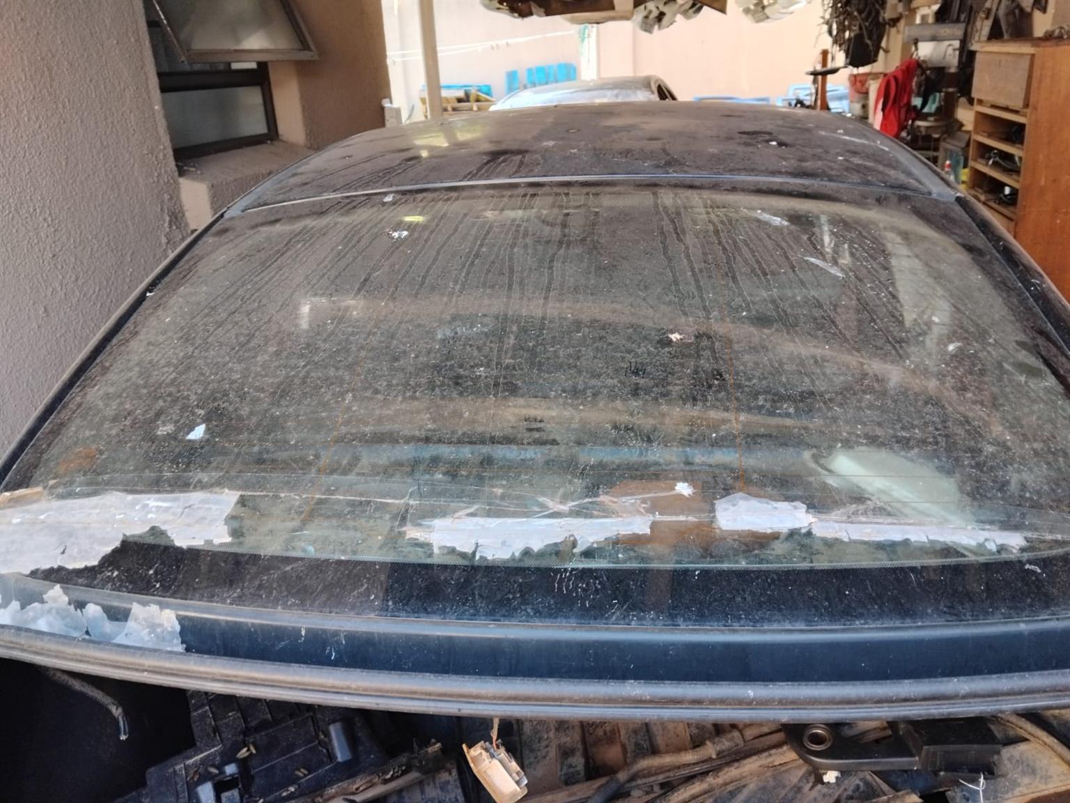 Renault fluence Rear Windscreen - Private Seller
