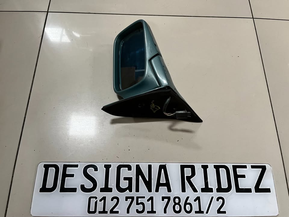 BMW E30 3-SERIES FRONT RIGHT MIRROR AVAILABLE. - Private Seller BMW E30 3-SERIES FRONT RIGHT MIRROR AVAILABLE. - Private Seller