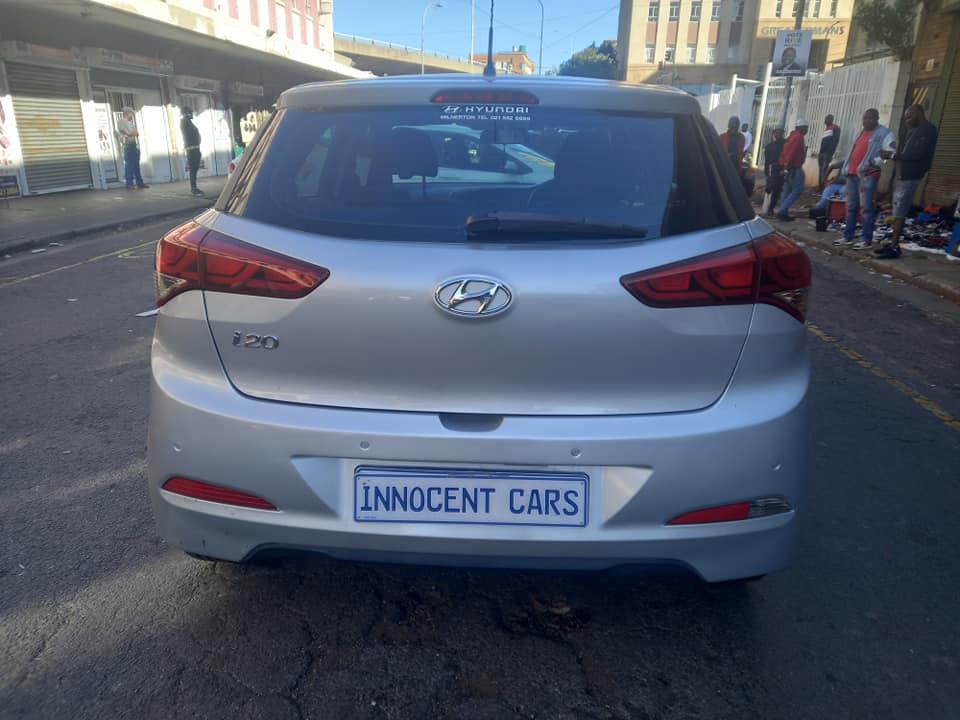 2017 HYUNDAI i20 1.2 PETROL, AUTOMATIC TRANSMISSION, SILVER COLOR