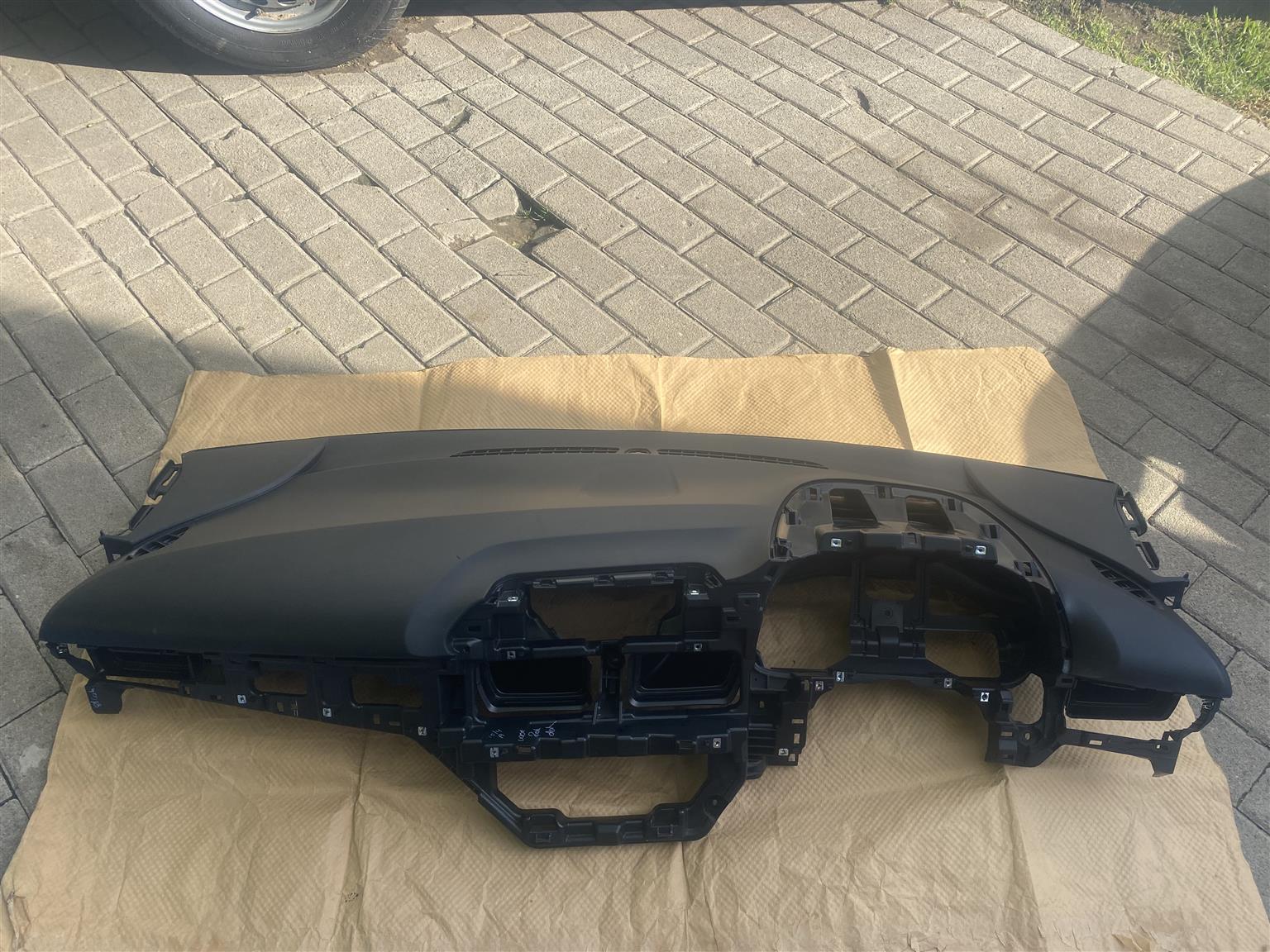 2023 HYUNDAI I20 DASHBOARD FOR SALE. IN PRISTINE CONDITION - Private Seller