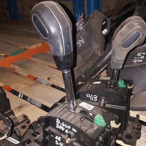 2012 Discovery 4 HSE Gear Selector For Sale
