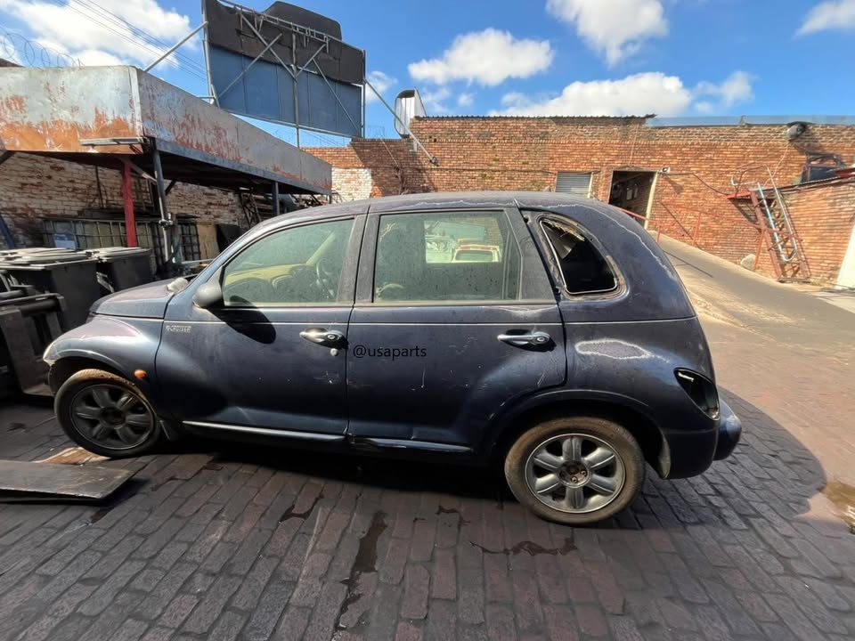 Chrysler PT Cruiser 2.0 – Interior Parts Available - Private Seller Chrysler PT Cruiser 2.0 – Interior Parts Available - Private Seller