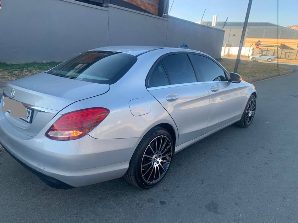 2016 Mercedes Benz C180 Excellent Condition
