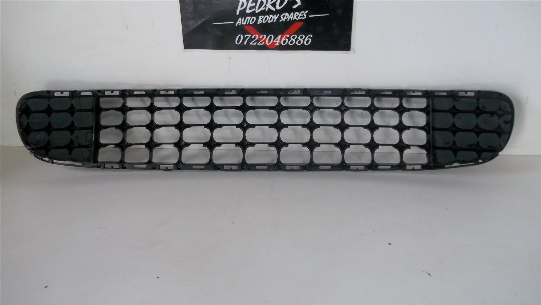Mini Cooper Countryman (R60) grilles - Private Seller Mini Cooper Countryman (R60) grilles - Private Seller