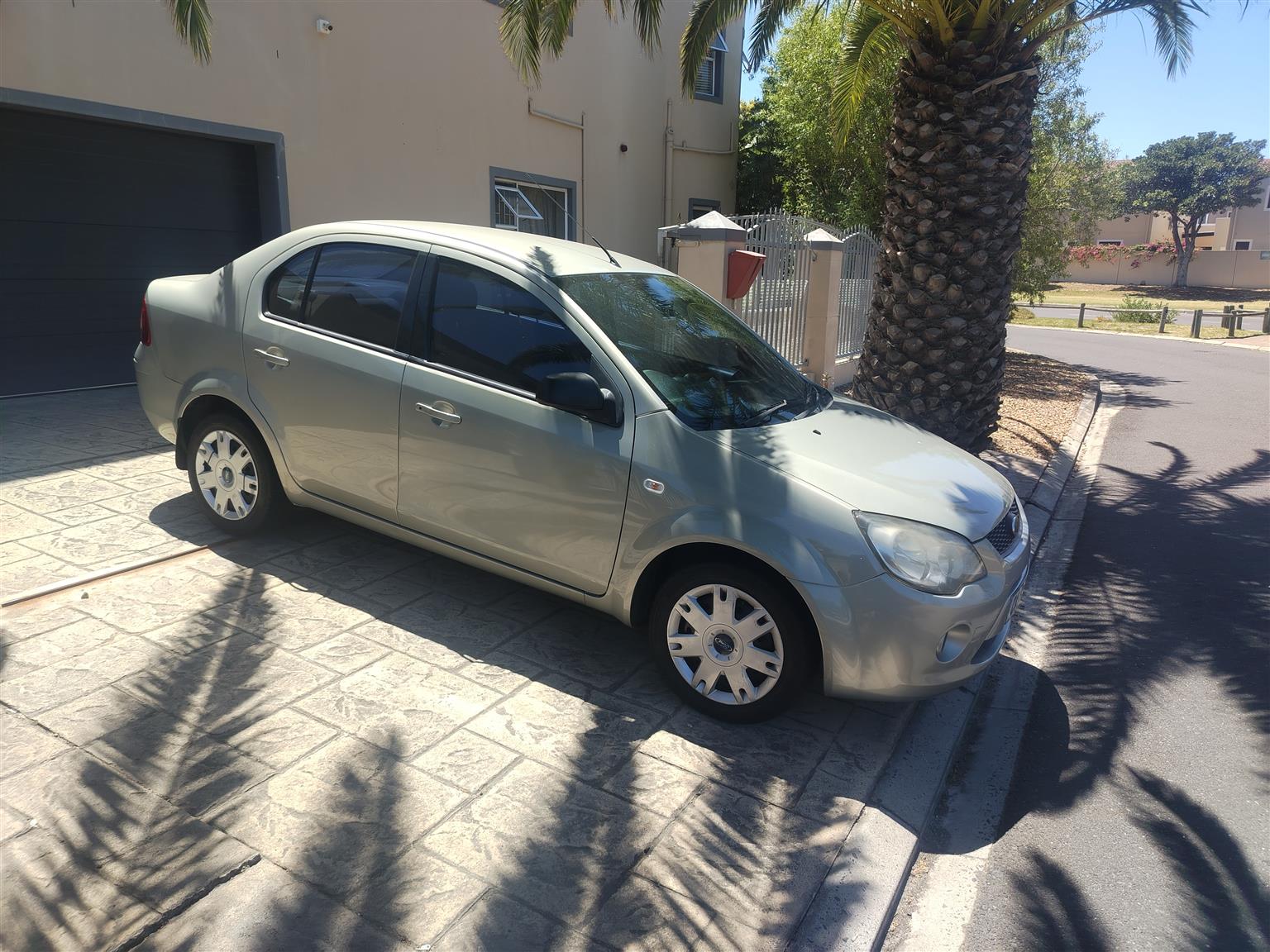 Used 2014 Ford Ikon 1.6 Ambiente - Private Seller