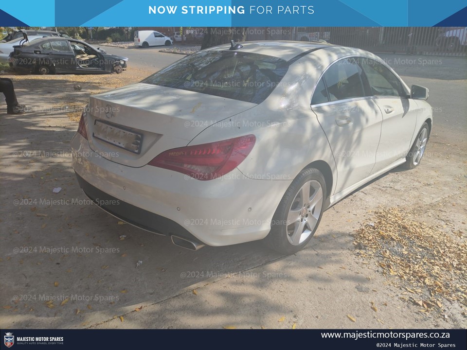 2013 Mercedes CLA 200 W117 stripping used spares parts for sale