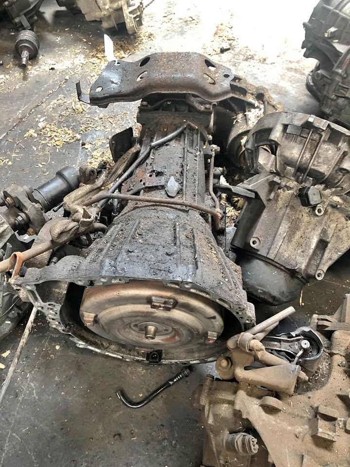 FORD MAZDA WL 4X4 2.5 DIESEL AUTO GEARBOX FOR SALE - Private Seller FORD MAZDA WL 4X4 2.5 DIESEL AUTO GEARBOX FOR SALE - Private Seller