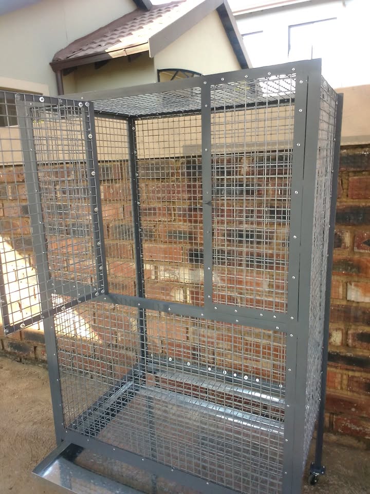 PIGEON CAGES - CUSTOM BUILD CAGES OF ALL SIZES | Junk Mail Marketplace