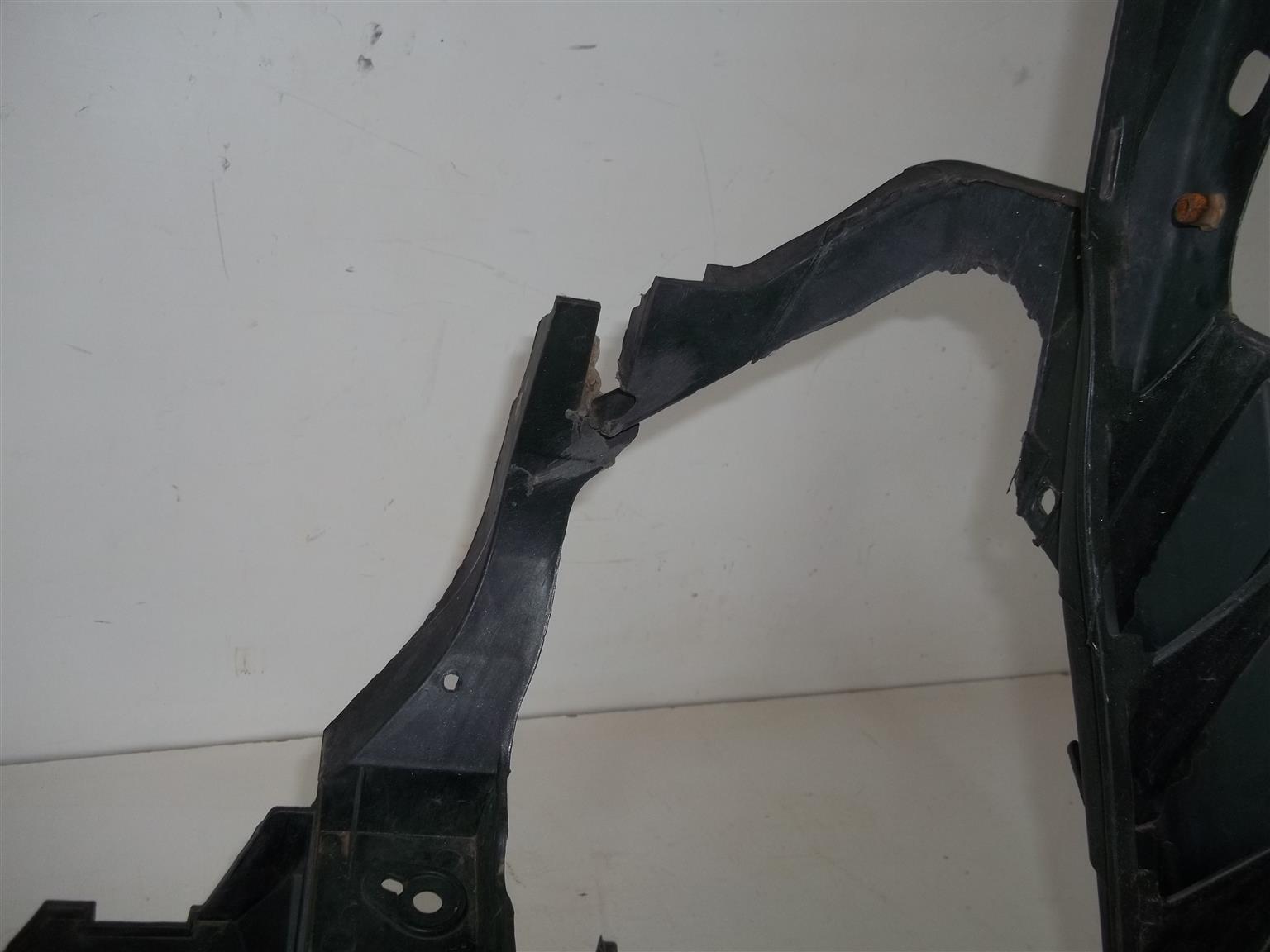 Chrysler radiator support cradle - Private Seller Chrysler radiator support cradle - Private Seller