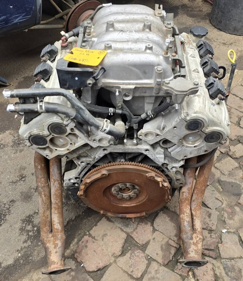 ISUZU KB320 3.2 V6 COMPLETE ENGINE - Private Seller