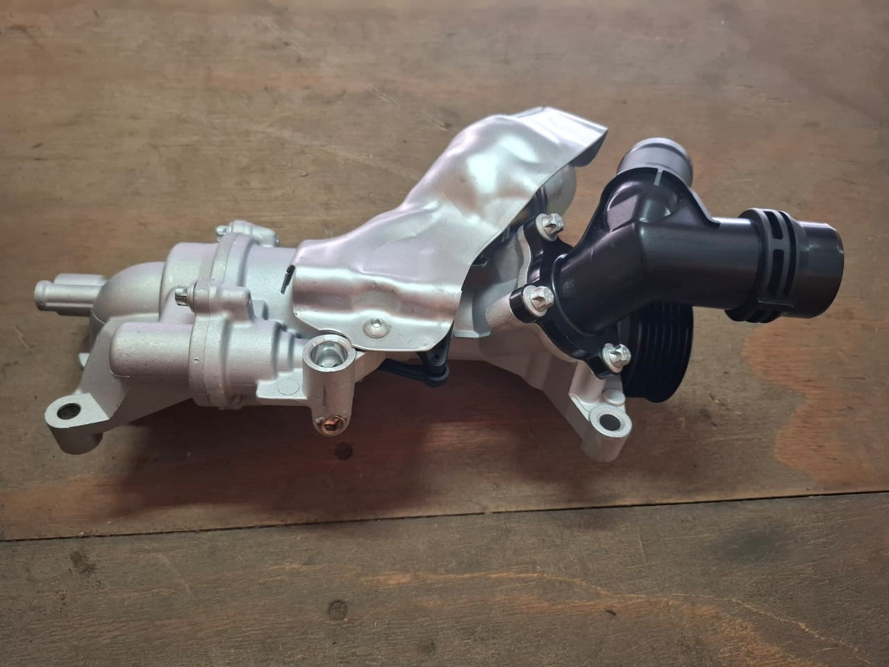 Mercedes M275 C180 C200 W205 Water Pump - For Sale