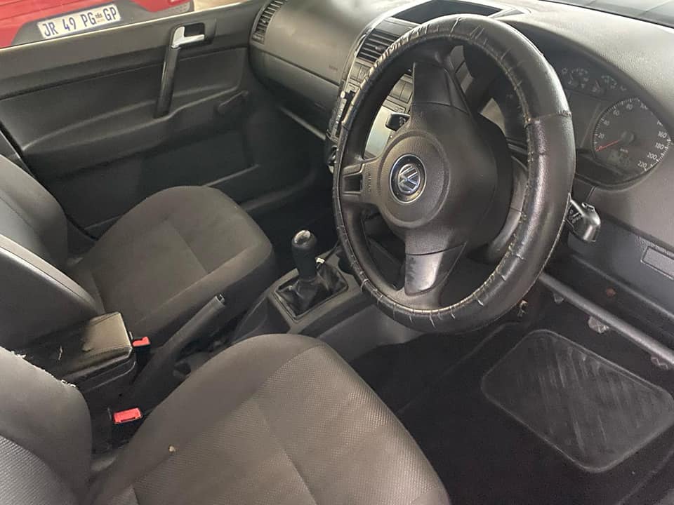 2012 VW POLO VIVO 1.4 HATCH MANUAL