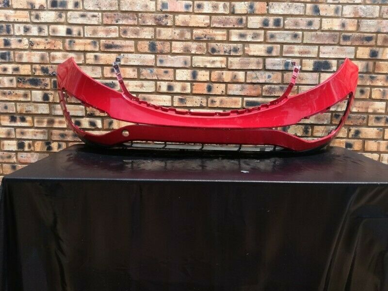 Kia Sportage Front Bumper - Private Seller Kia Sportage Front Bumper - Private Seller