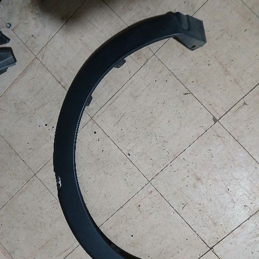 Renault triber wheel arch - Private Seller Renault triber wheel arch - Private Seller