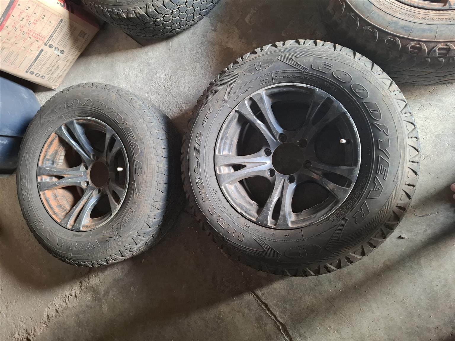 Ford ranger 16"rims used - Private Seller
