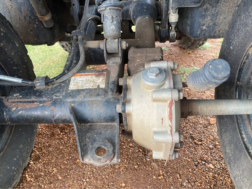 Kawasaki Brute Force 300 diff. We stripping complete quad - Private Seller