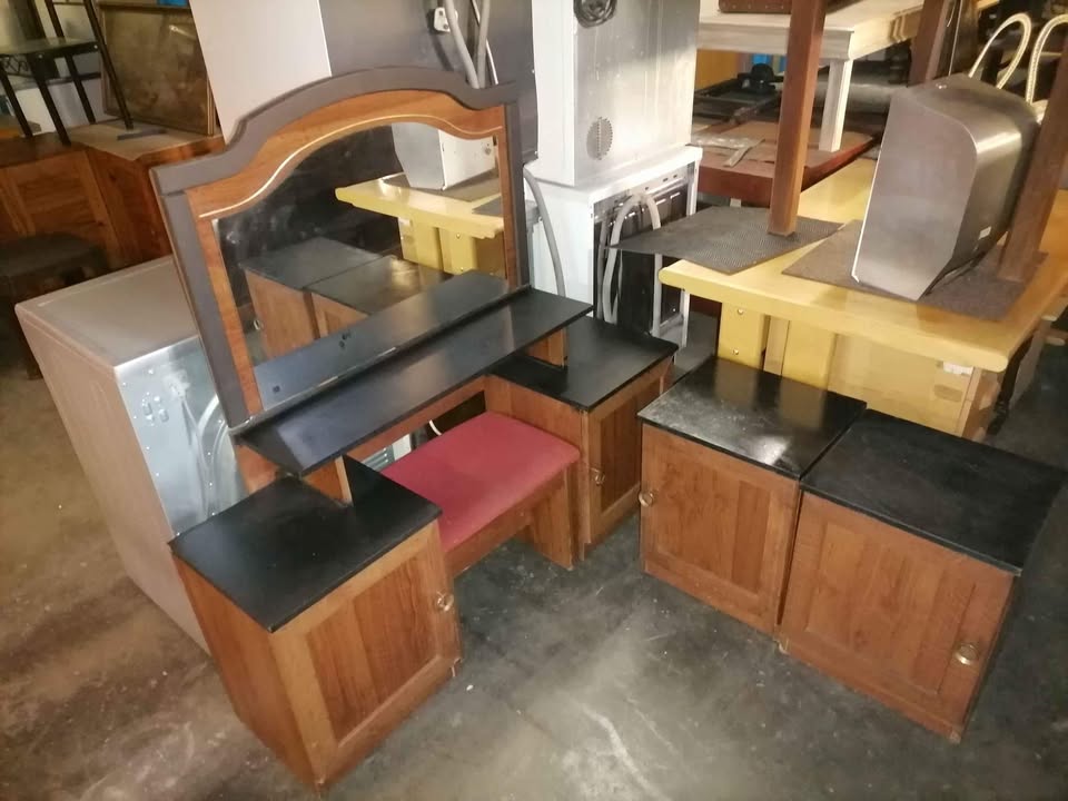 Double bed bedroom furniture set