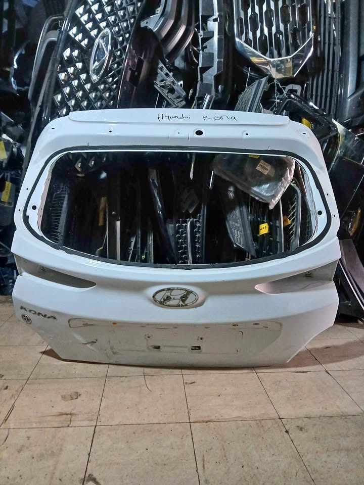 Hyundai kona tailgate - Private Seller Hyundai kona tailgate - Private Seller