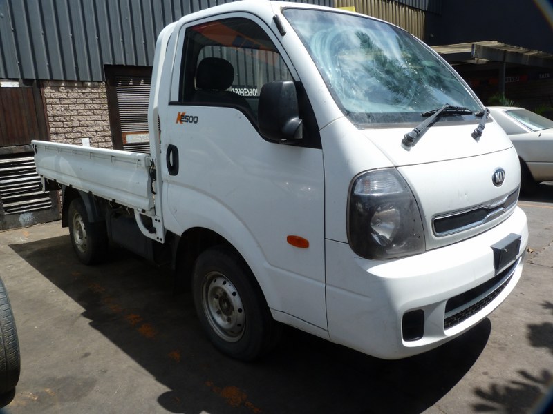 Kia K2500 2.5 Manual White - 2016 SPARESBOYZ STRIPPING FOR SPARES - Private Seller Kia K2500 2.5 Manual White - 2016 SPARESBOYZ STRIPPING FOR SPARES - Private Seller