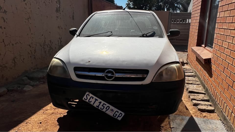 Corsa utility Stripping