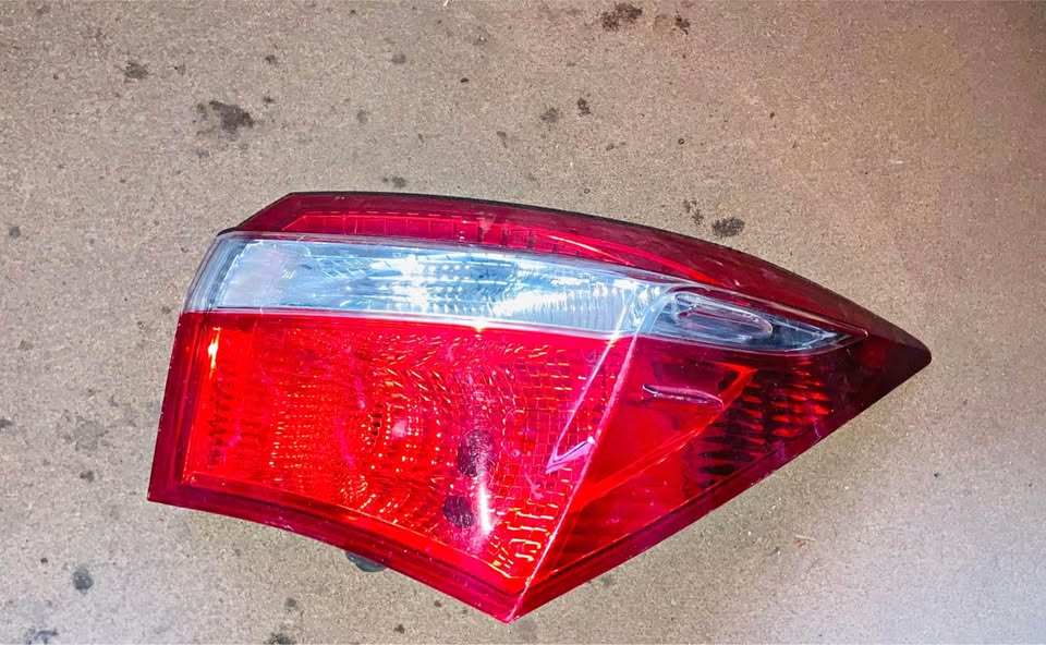 Toyota Corolla Prestige taillight - Private Seller Toyota Corolla Prestige taillight - Private Seller
