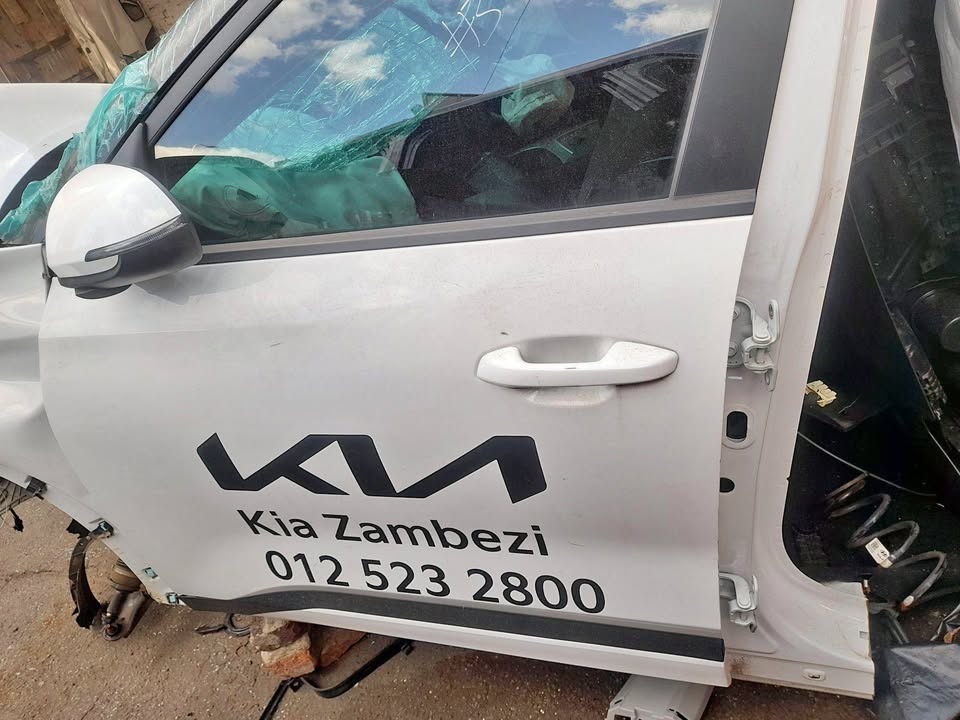 KIA SELTOS LEFT DOORS AVAILABLE - Private Seller KIA SELTOS LEFT DOORS AVAILABLE - Private Seller
