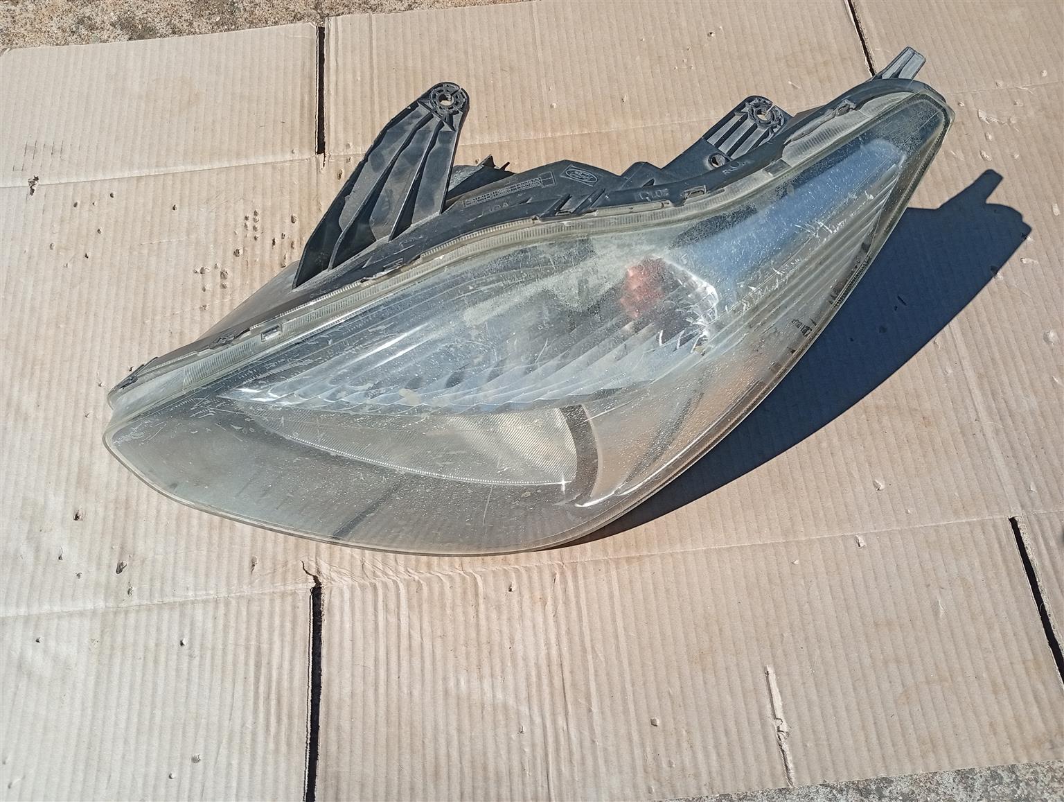Ford Figo 2010-2013 headlights - Private Seller