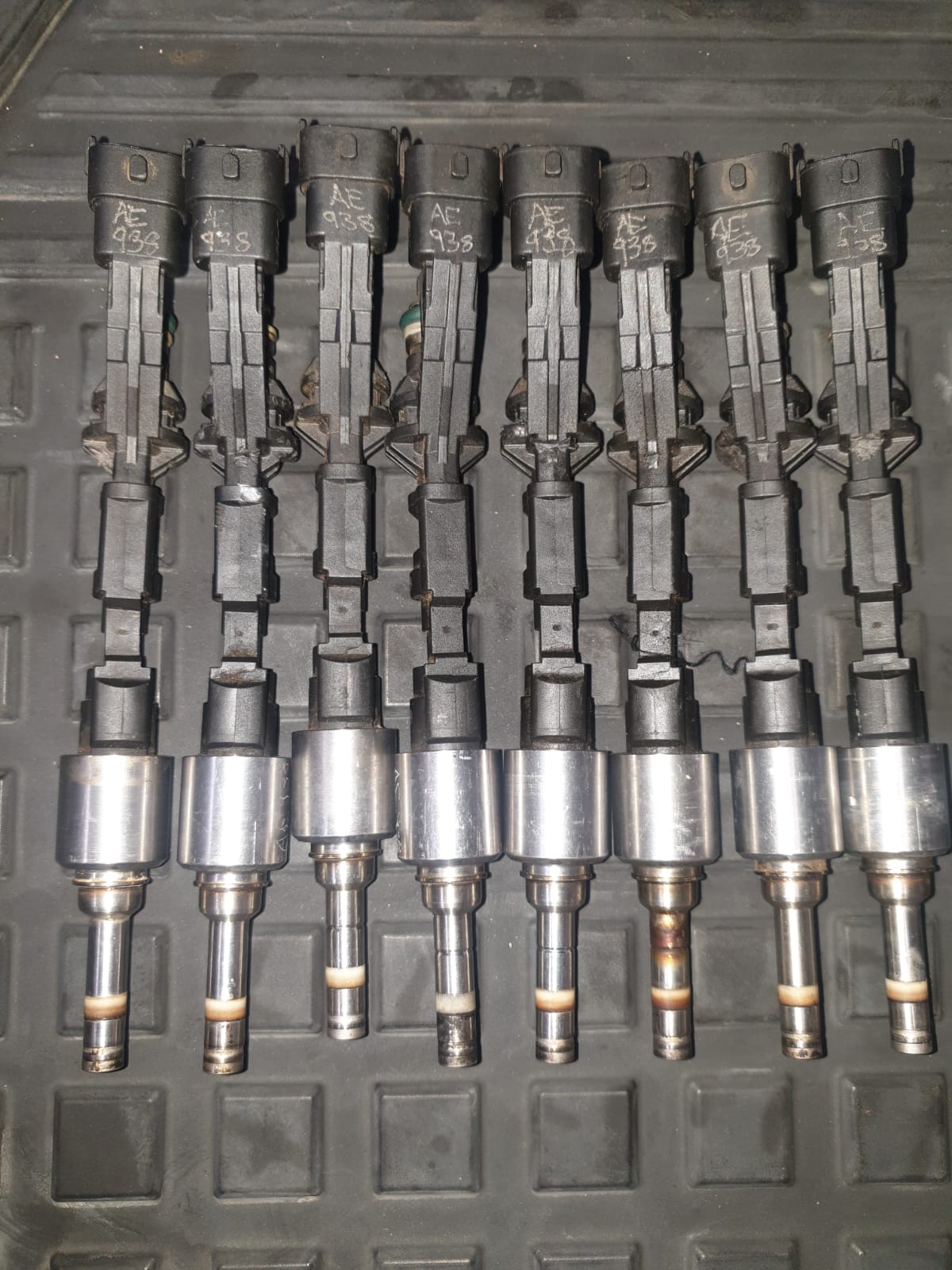 LAND ROVER AND JAGUAR 5.0L SUPERCHARGED USED INJECTOR FOR SALE Junk Mail