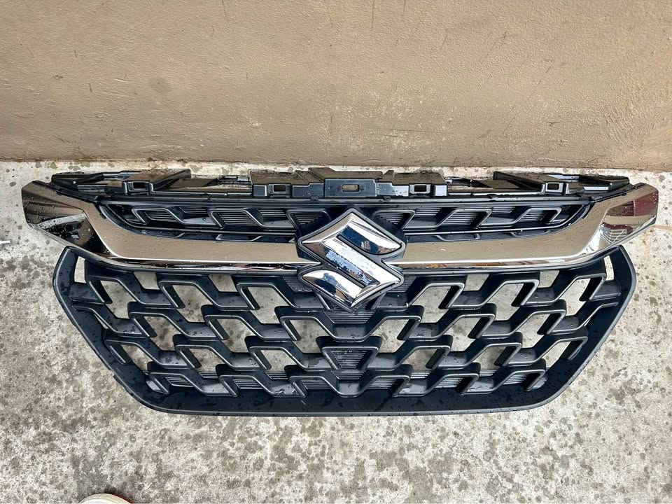 Suzuki fronx main grille - Private Seller Suzuki fronx main grille - Private Seller