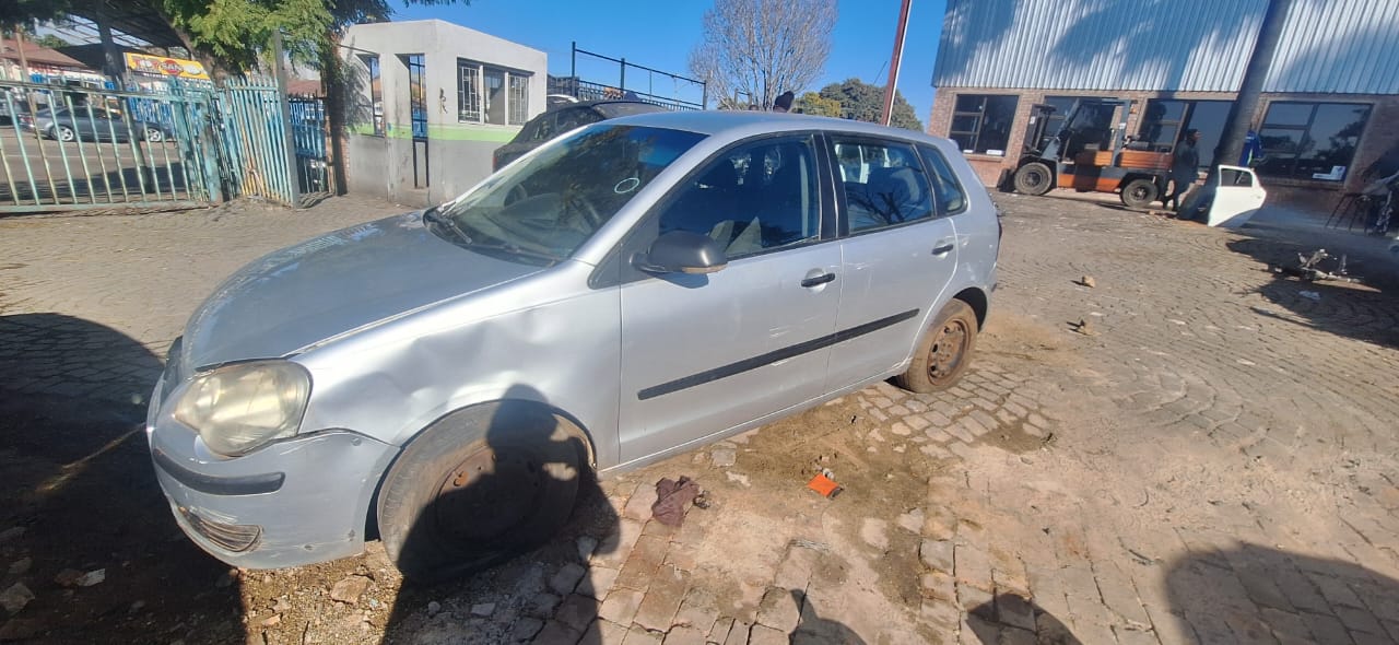 VW Polo 1.6 "Bujwa" Now Stripping for Spares
