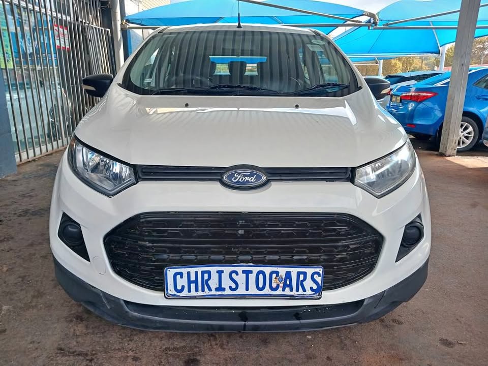 2017 model Ford Eco-sport Ambiante hatchback Manuel Transmission petrol 1.0 engine capacity 2017 model Ford Eco-sport Ambiante hatchback Manuel Transmission petrol 1.0 engine capacity