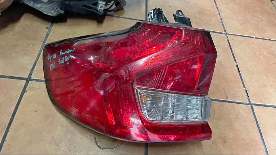 Suzuki Ertiga taillight - Private Seller Suzuki Ertiga taillight - Private Seller