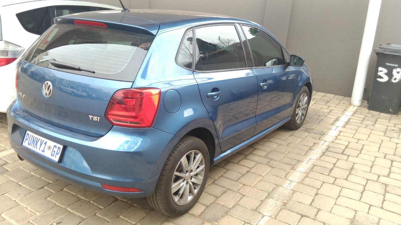 2015 VW Polo Vivo hatch 5-door POLO VIVO 1.6 COMFORTLINE TIP (5DR)