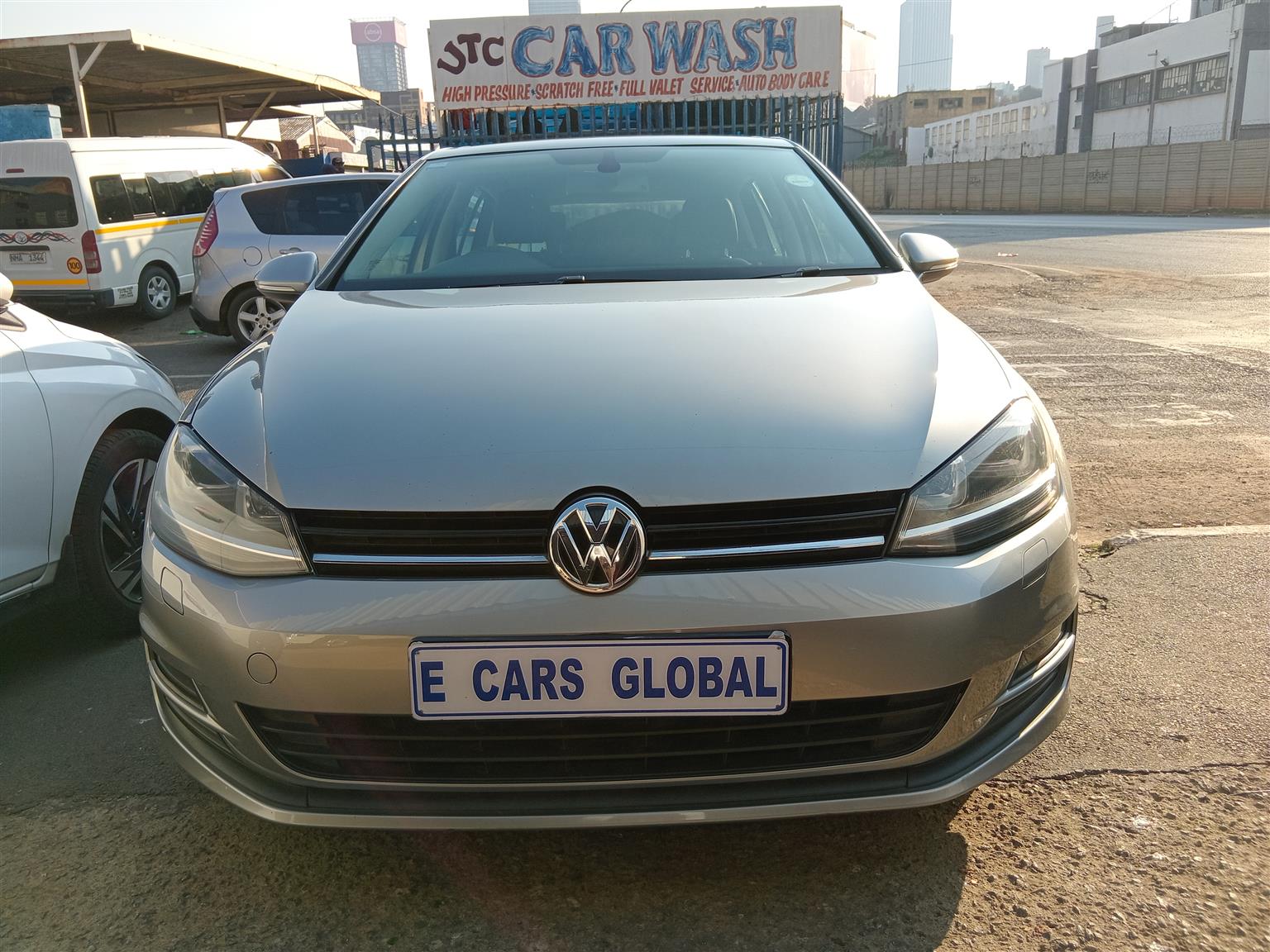 Used 2016 Volkswagen Golf 1.6TDI BlueMotion - Private Seller Used 2016 Volkswagen Golf 1.6TDI BlueMotion - Private Seller