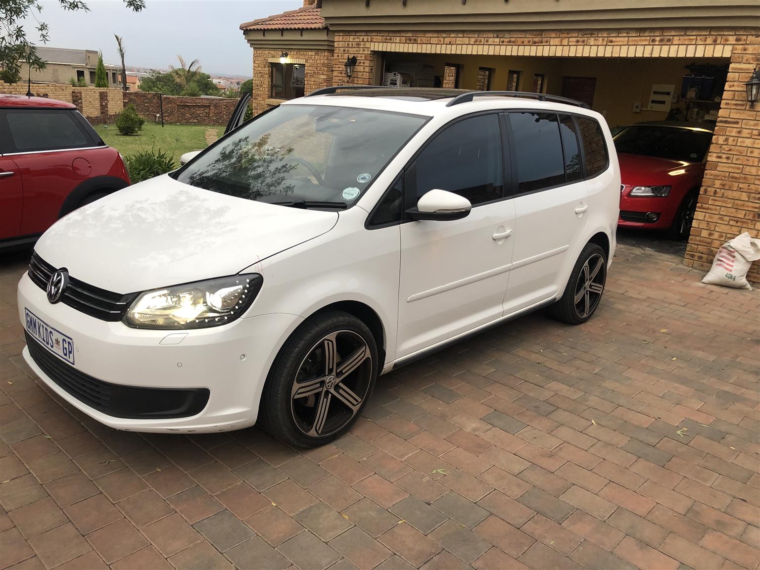 2012 Vw Touran Touran 1 2tsi Trendline Cars For Sale In Gauteng R