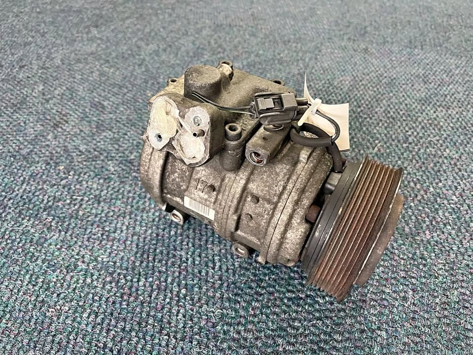 Land Rover 2.5 TD5 Discovery Aircon Pump - Private Seller Land Rover 2.5 TD5 Discovery Aircon Pump - Private Seller