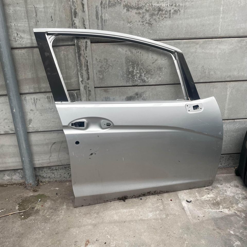 Honda Jazz Right Front Door - Private Seller