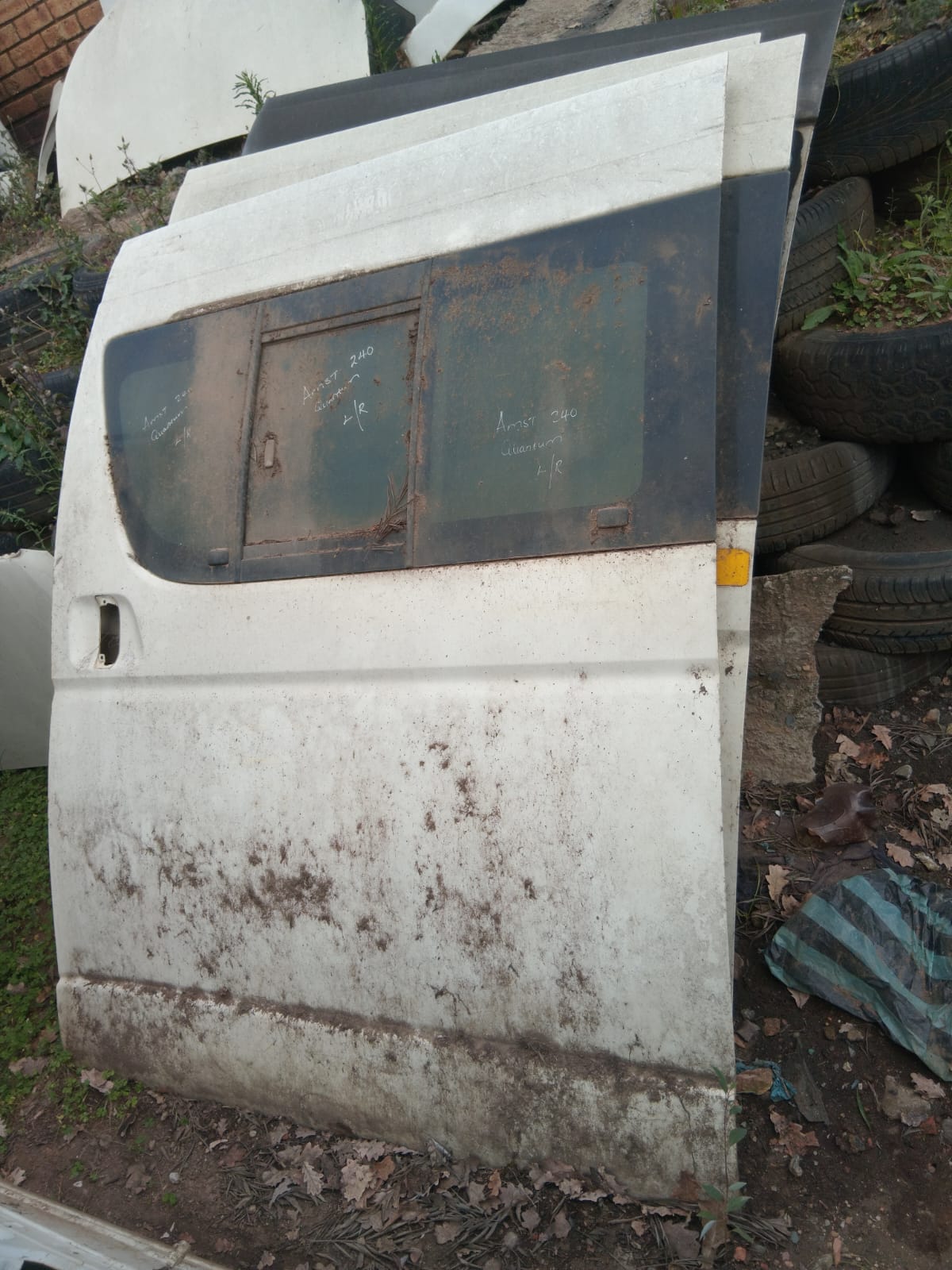 USED TOYOTA QUANTUM DOOR FOR SALE - Private Seller USED TOYOTA QUANTUM DOOR FOR SALE - Private Seller