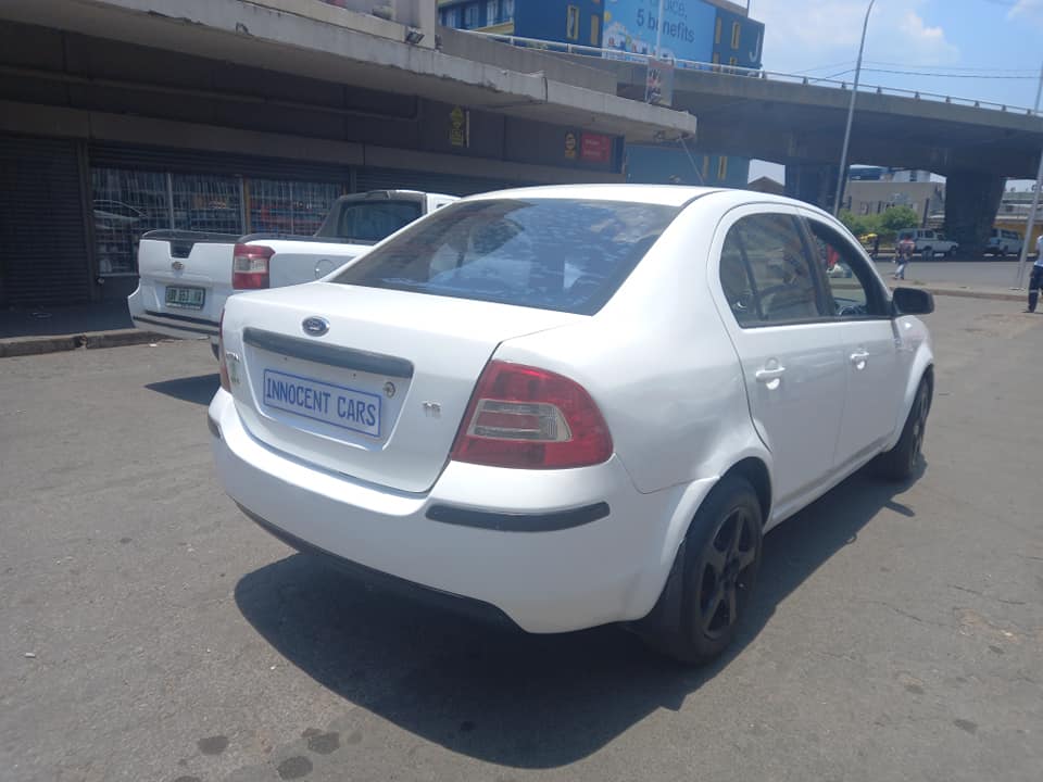 2014 FORD IKON SEDAN 1.6 PETROL, MANUAL, FULL HOUSE,