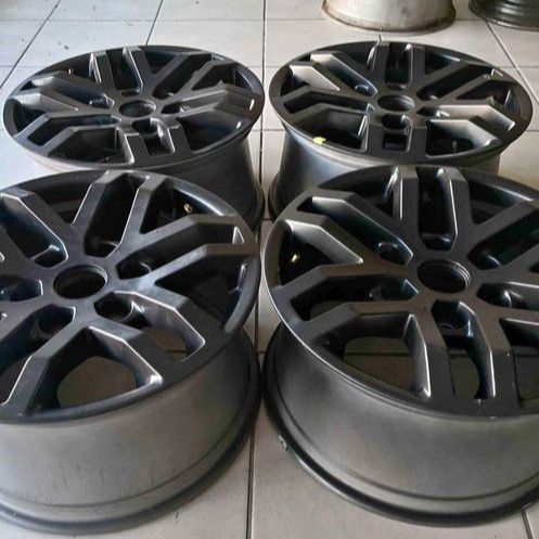Ford raptor 17inch rims