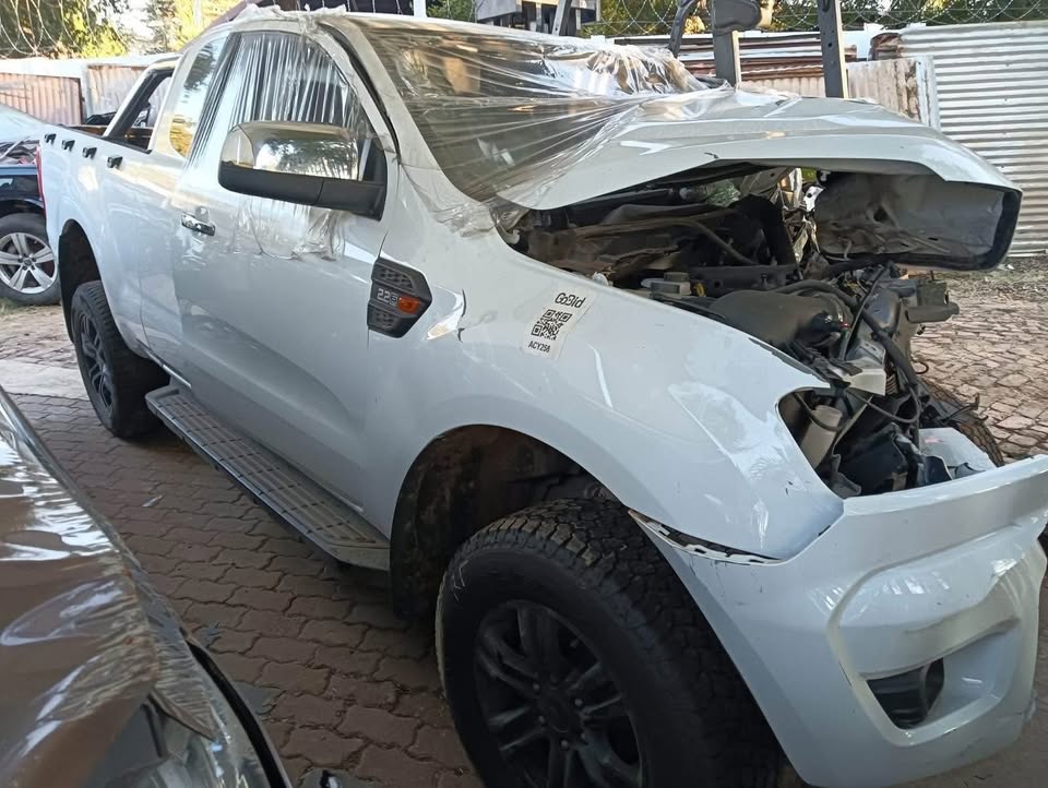 FORD RANGER 2.2 white 2023 stripping for spares on sale - Private Seller